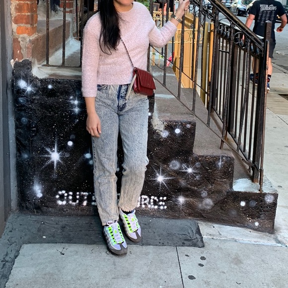 Bonjour Acid-washed High Waisted Mom Jeans - Picture 5 of 7